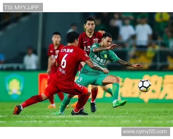 足球明星齐聚一堂送祝福精彩混剪视频带你感受激情与梦想的碰撞